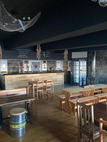 Ocean View Bar & Rooms Laide Ngoại thất bức ảnh